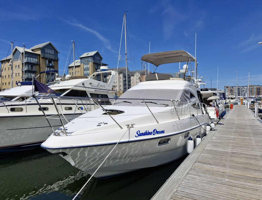 Sealine F34